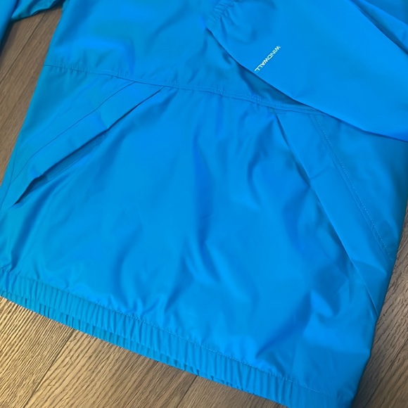 North face windbreaker BNWT - Picture 4 of 6